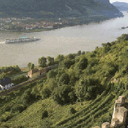 Veduta della valle del fiume Danubio